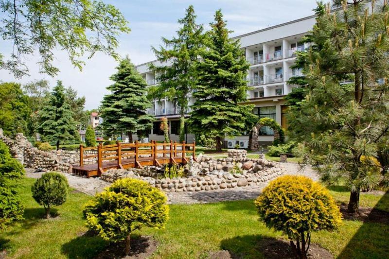 Malvis Vacation House Jastrzebia Gora Bagian luar foto